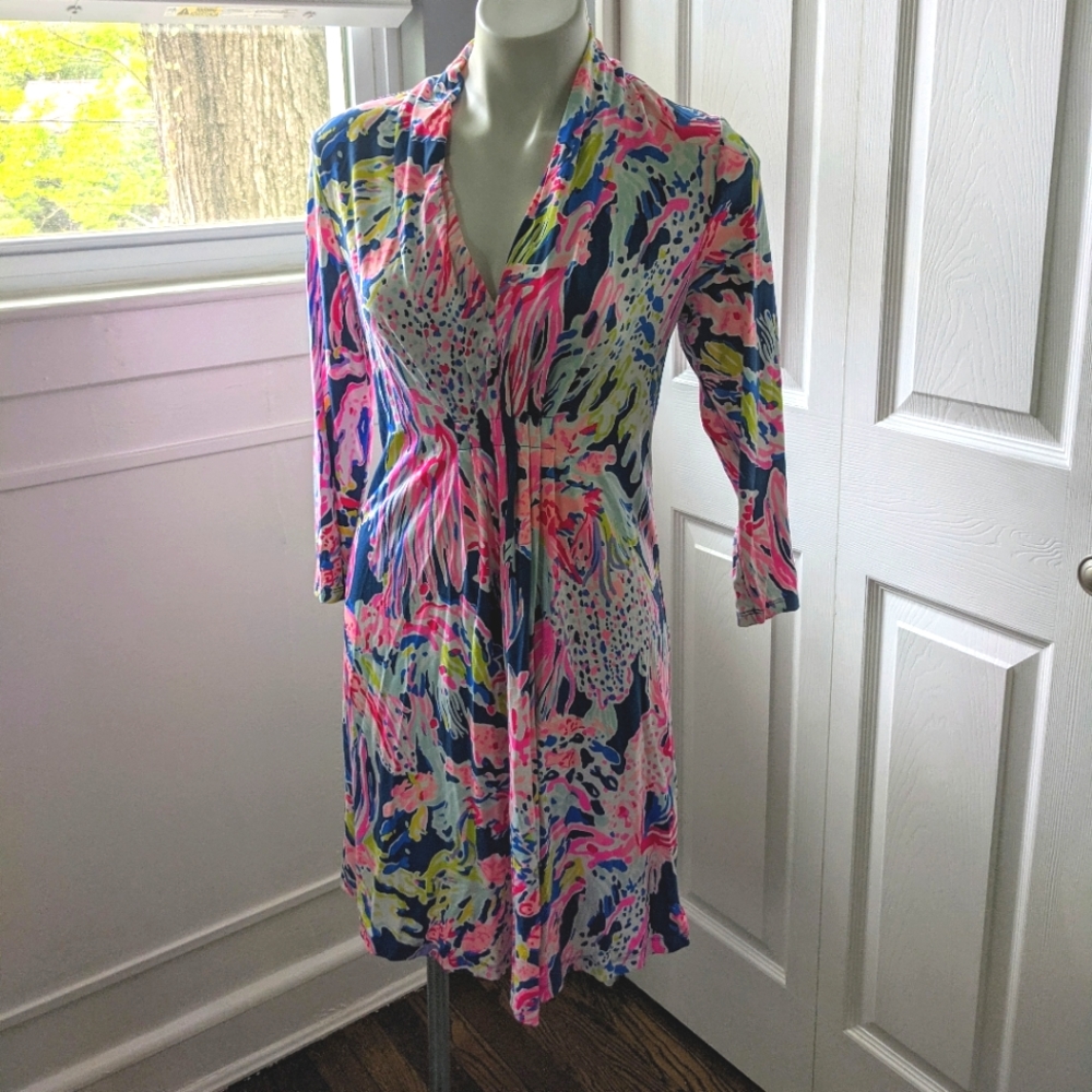 Lilly Pulitzer half sleeve v neck dress Medium M